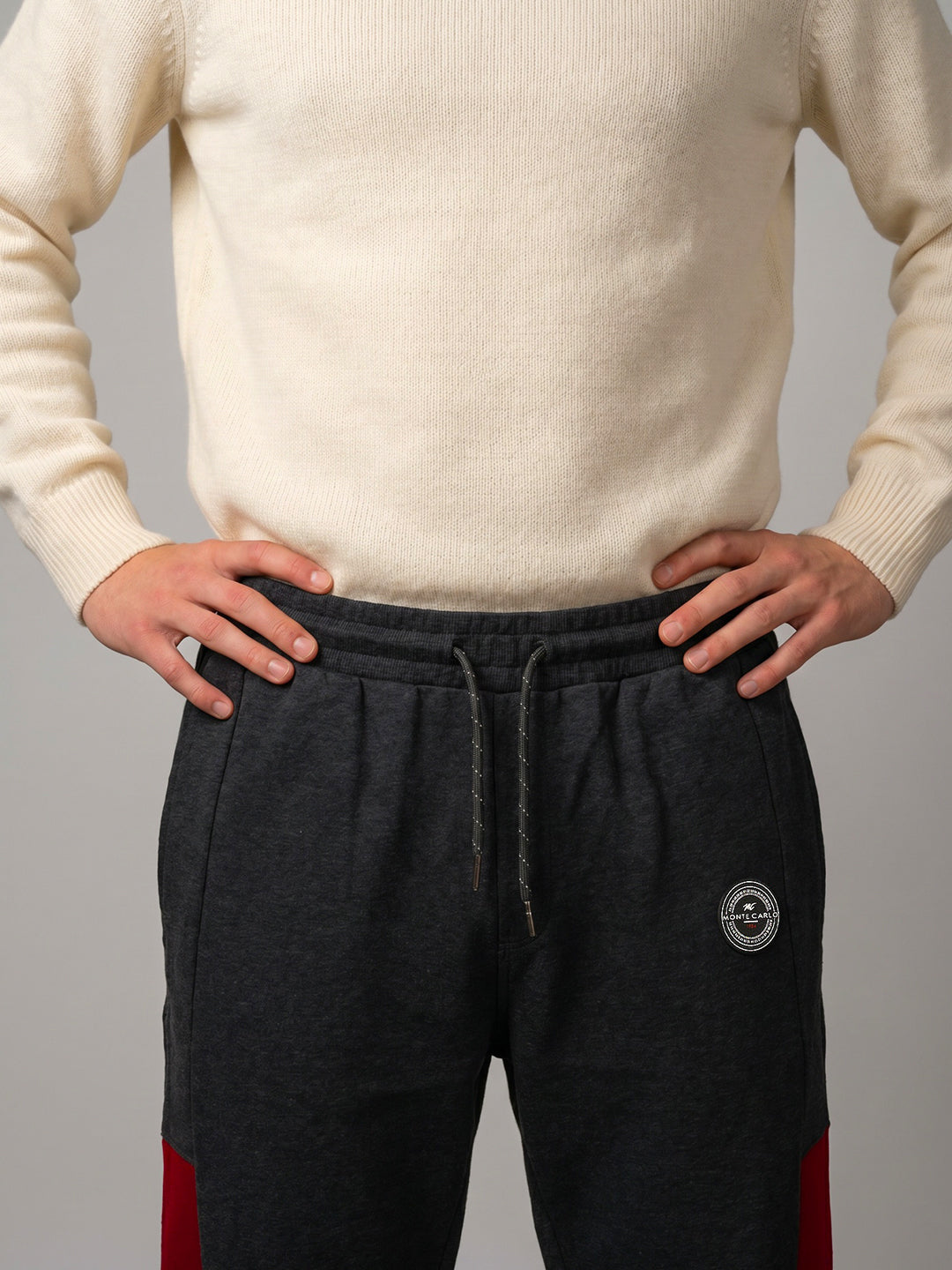 Men Olive Printed Regular Fit Lower