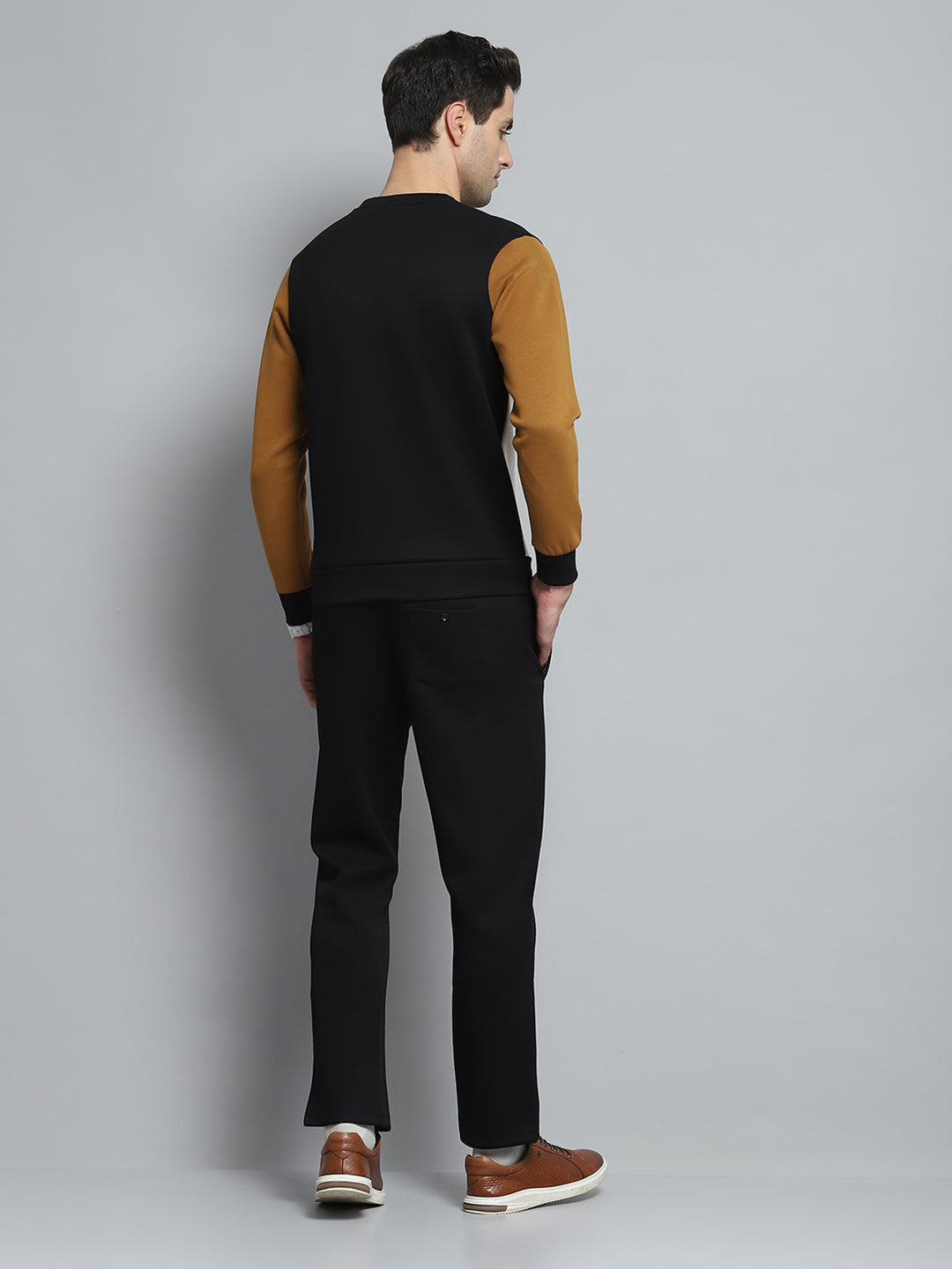 Men Black Printed Round Neck Full Sleeve Winter Tracksuit