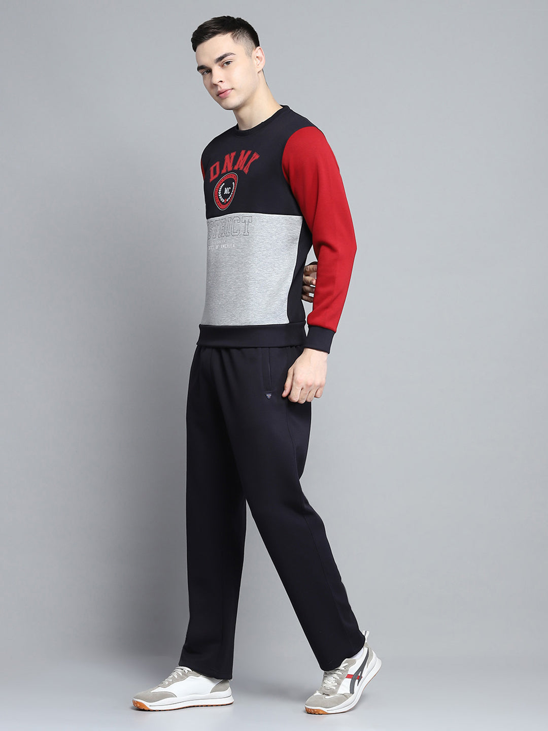 Men Navy Blue Printed Round Neck Full Sleeve Winter Tracksuit