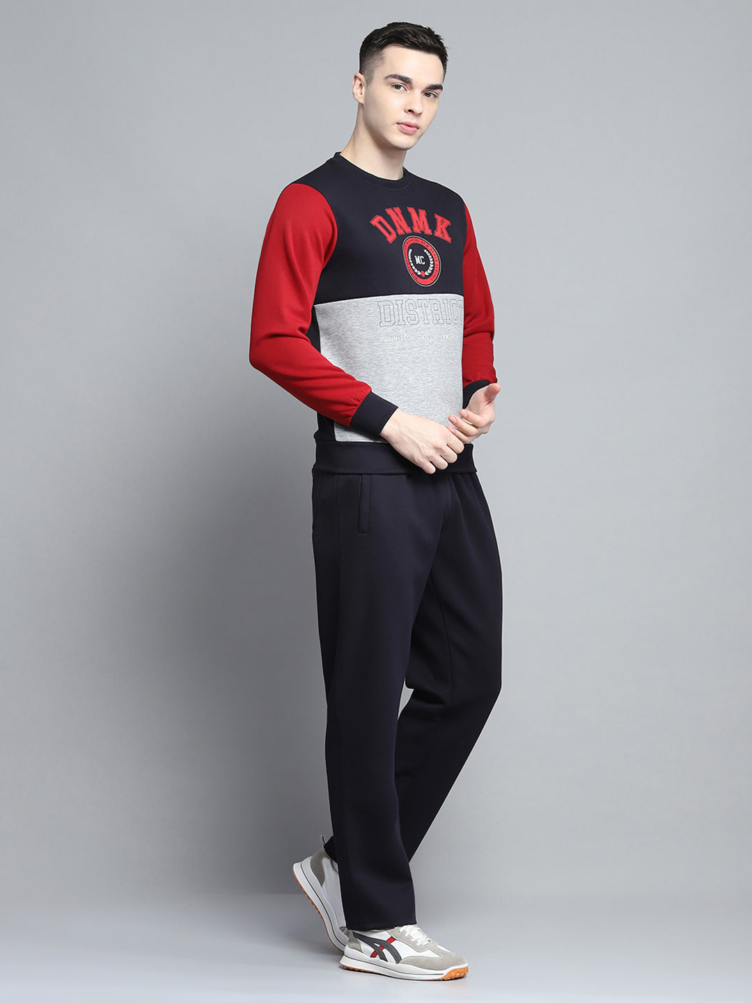 Men Navy Blue Printed Round Neck Full Sleeve Winter Tracksuit