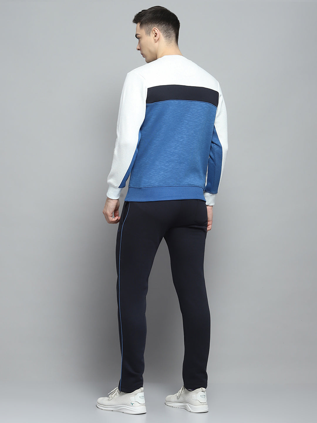 Men Navy Blue Printed Round Neck Full Sleeve Winter Tracksuit