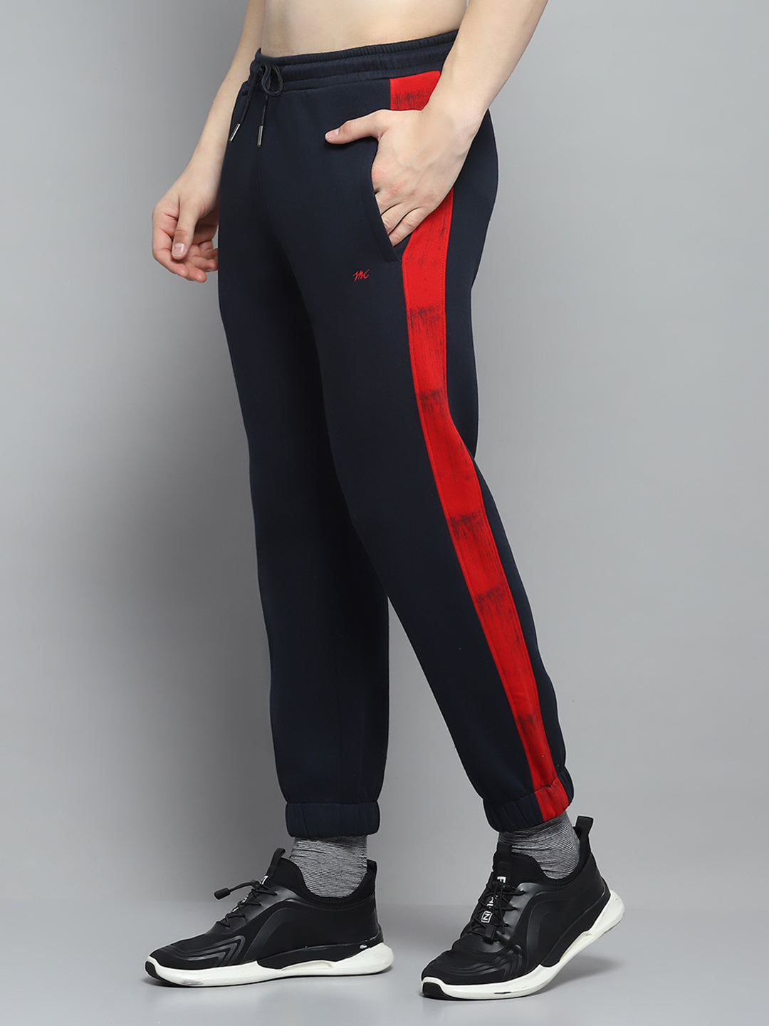 Men Red & Navy Blue Printed Hooded Full Sleeve Winter Tracksuit