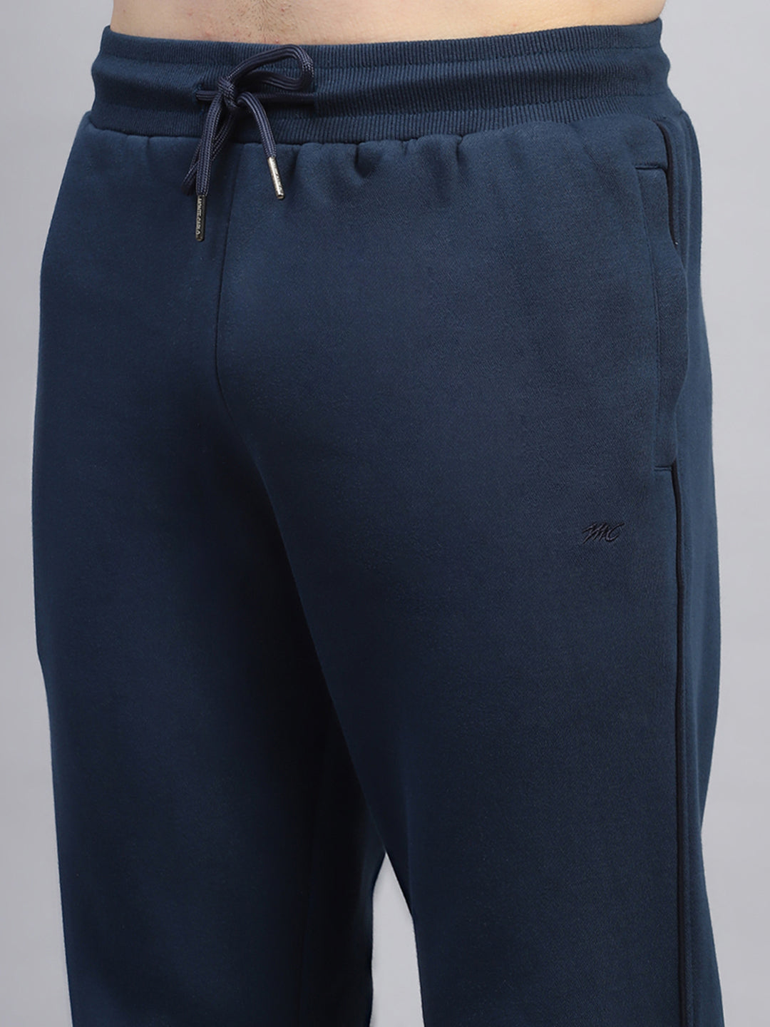 Men Navy Blue Solid Mock Neck Full Sleeve Winter Tracksuit