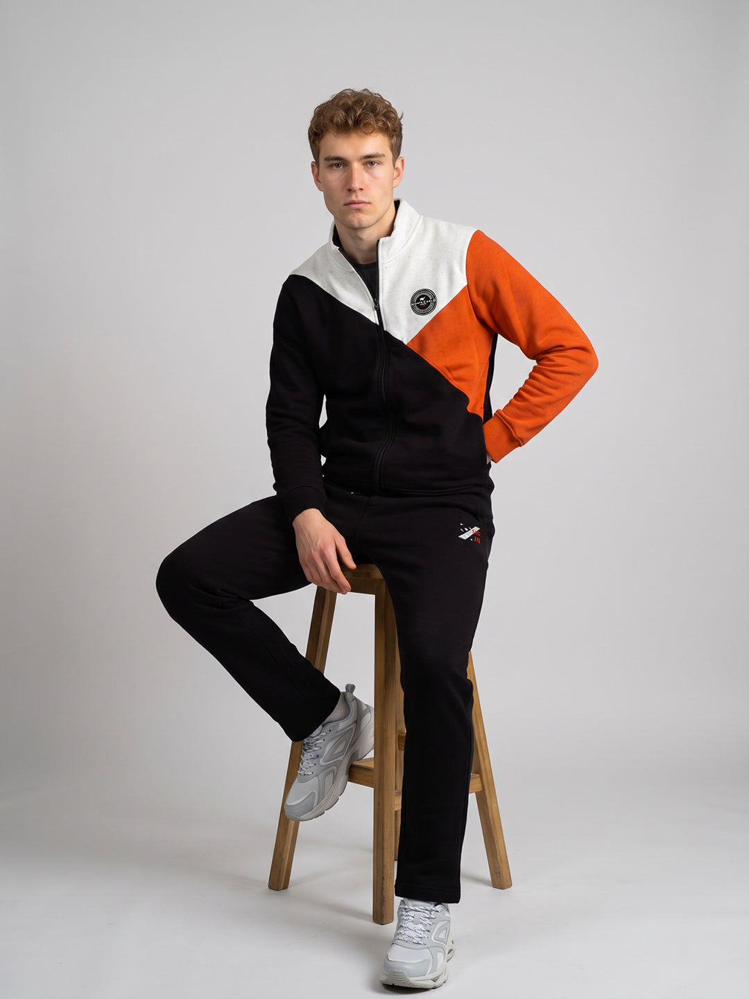 Men Black Colourblocked Turtle Neck Full Sleeve Winter Tracksuit