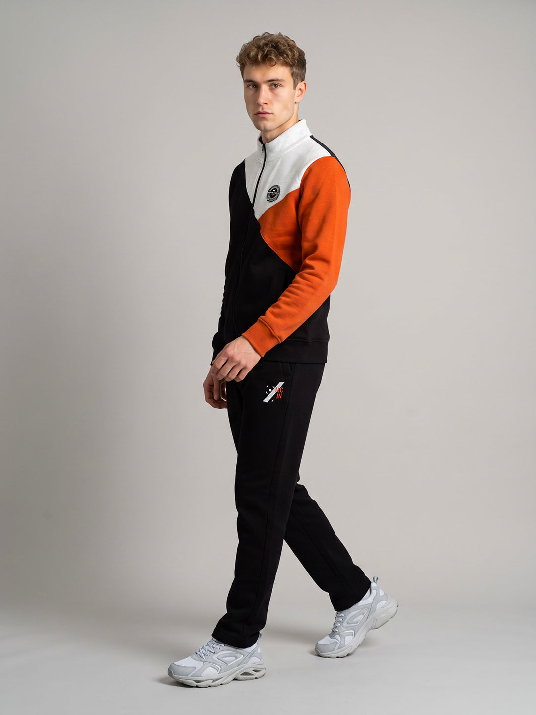 Men Black Colourblocked Turtle Neck Full Sleeve Winter Tracksuit