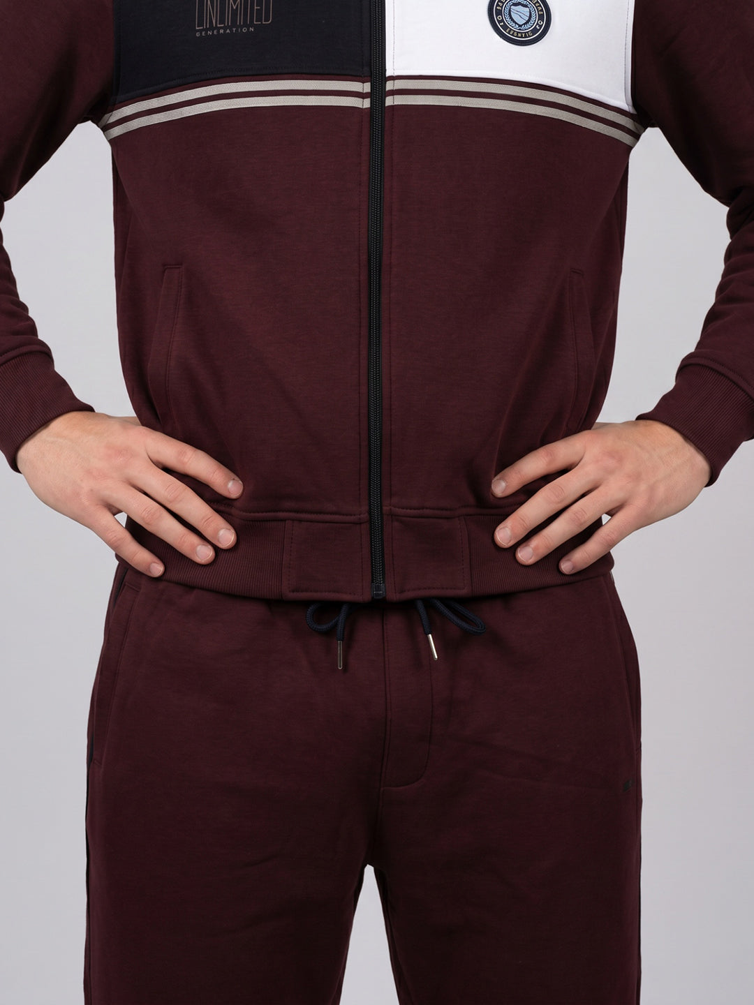 Men Maroon Printed Stand Collar Full Sleeve Winter Tracksuit