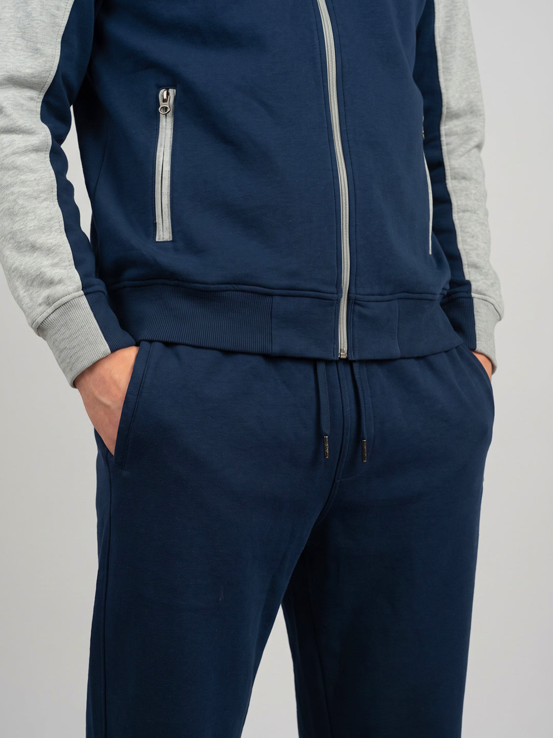 Men Blue Solid Turtle Neck Full Sleeve Winter Tracksuit