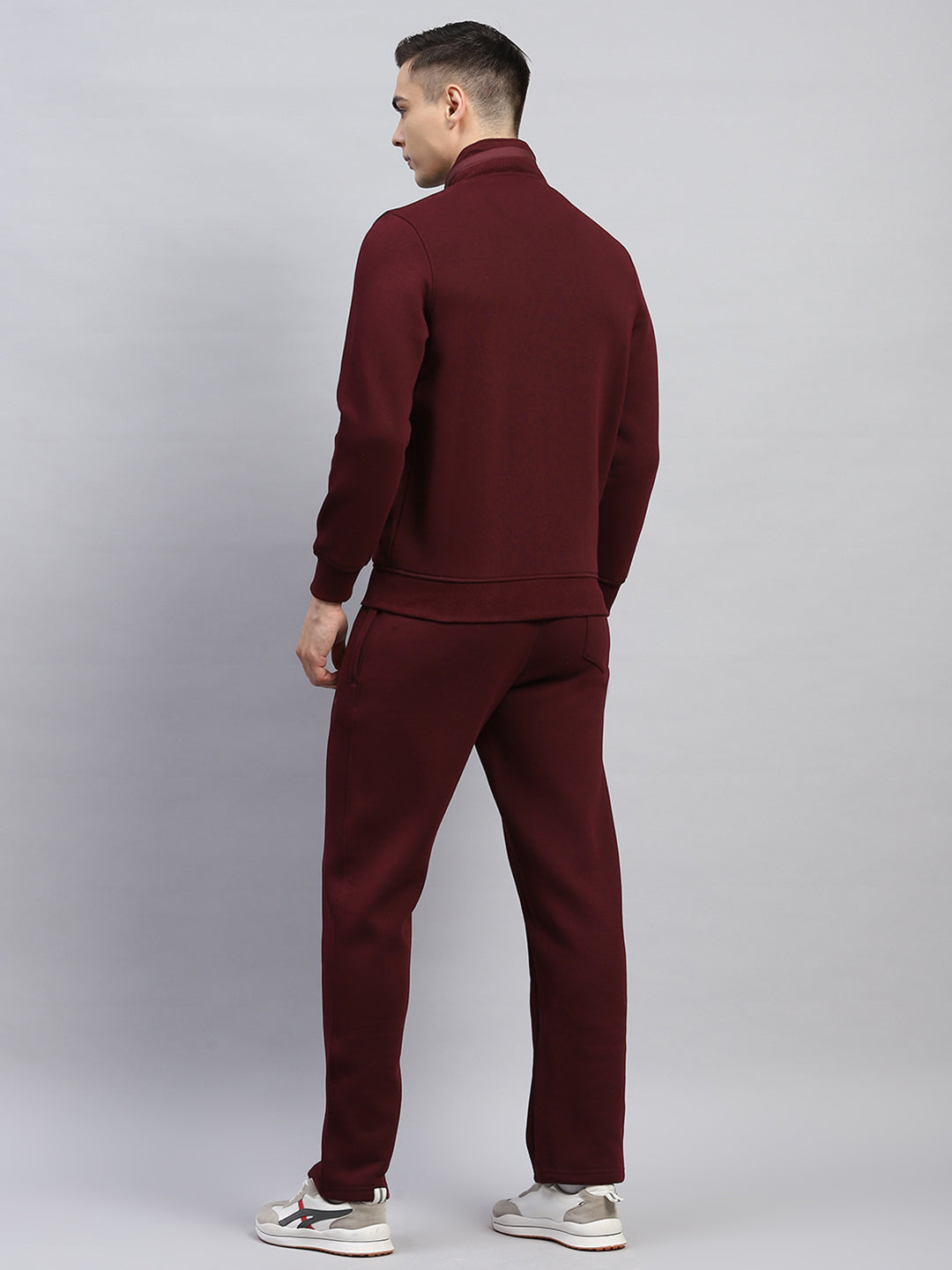 Men Maroon Solid Mock Neck Full Sleeve Winter Tracksuit