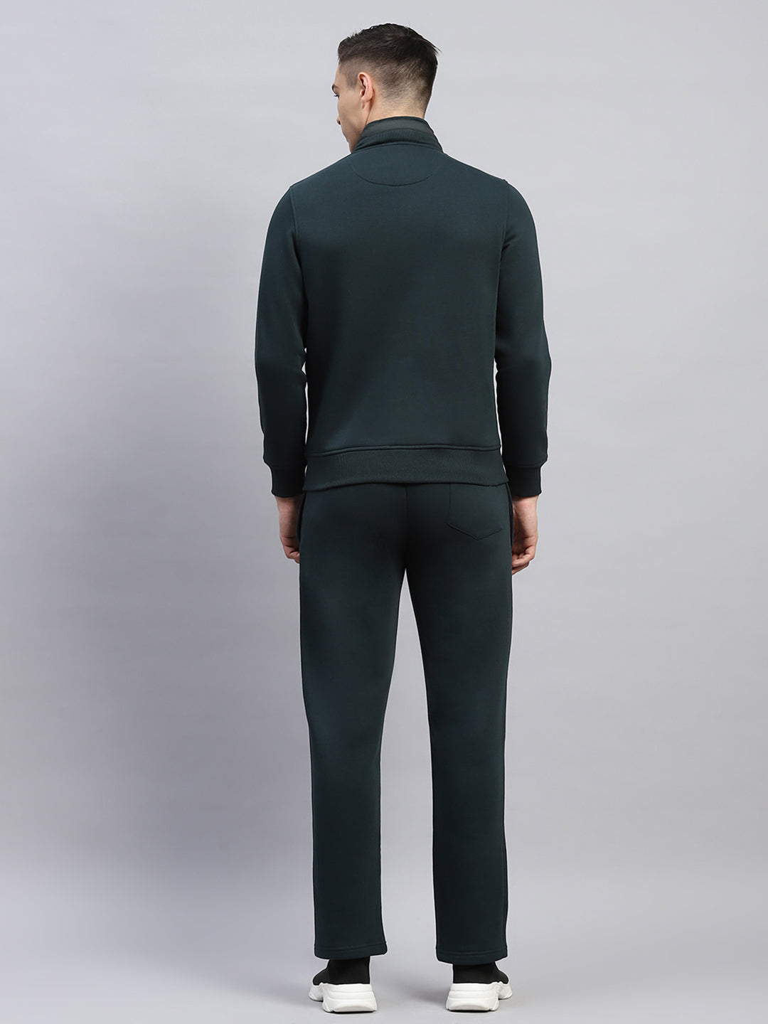 Men Green Solid Mock Neck Full Sleeve Winter Tracksuit