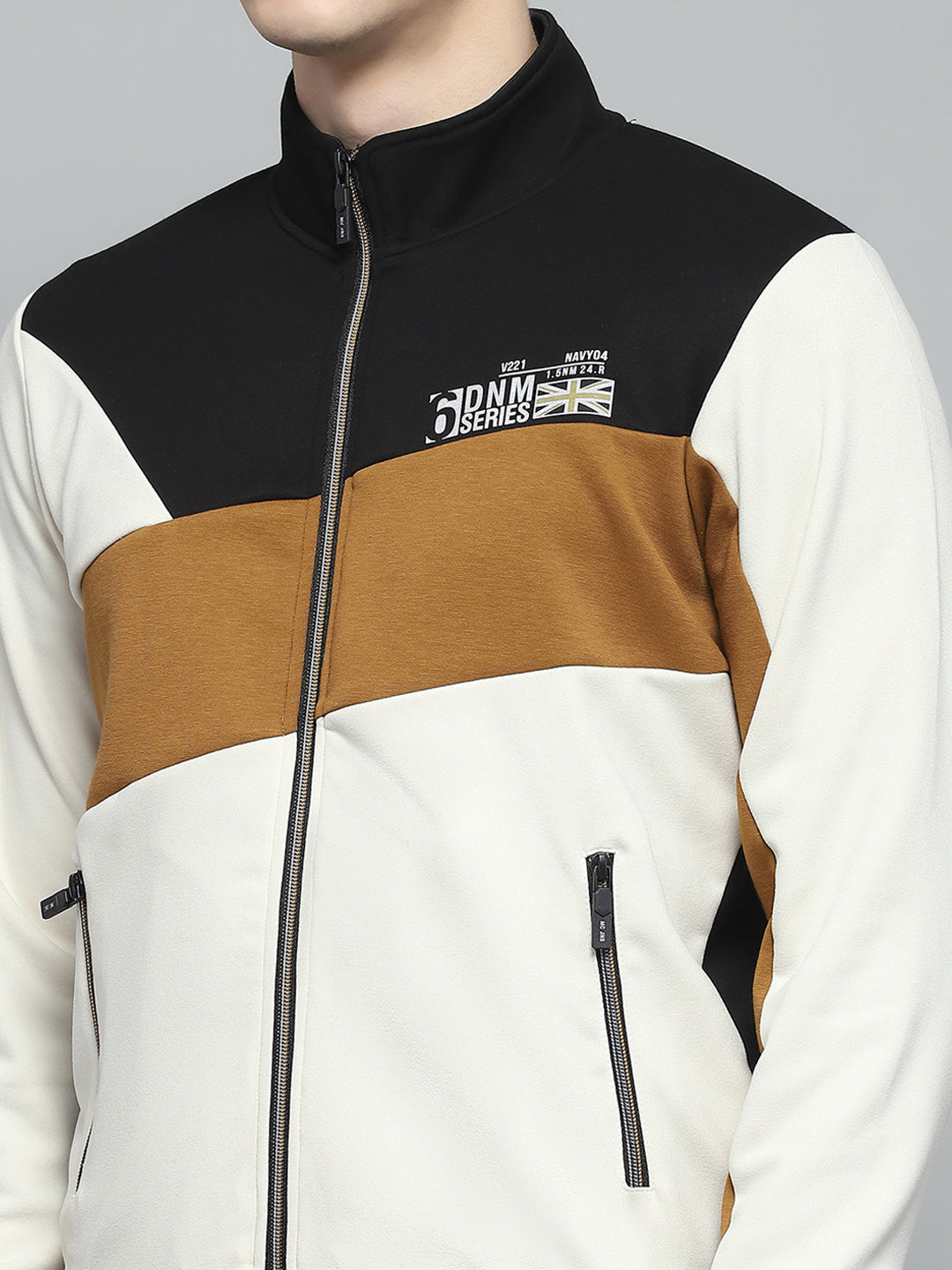 Men Black & White Printed Mock Neck Full Sleeve Winter Tracksuit