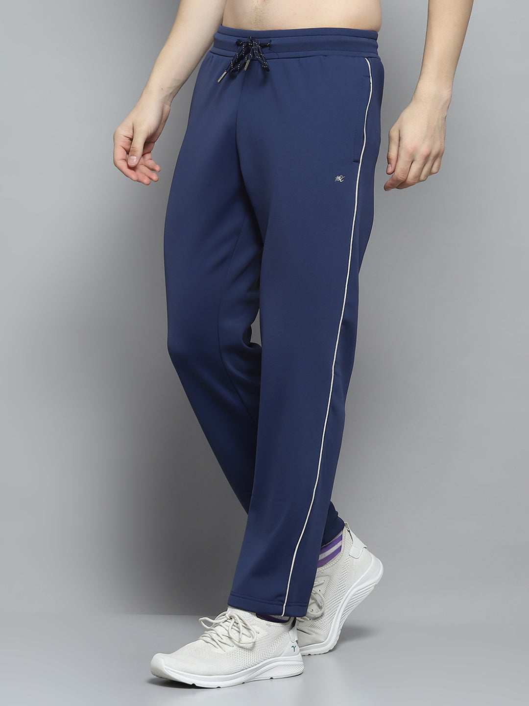 Men Blue Printed Hooded Full Sleeve Winter Tracksuit