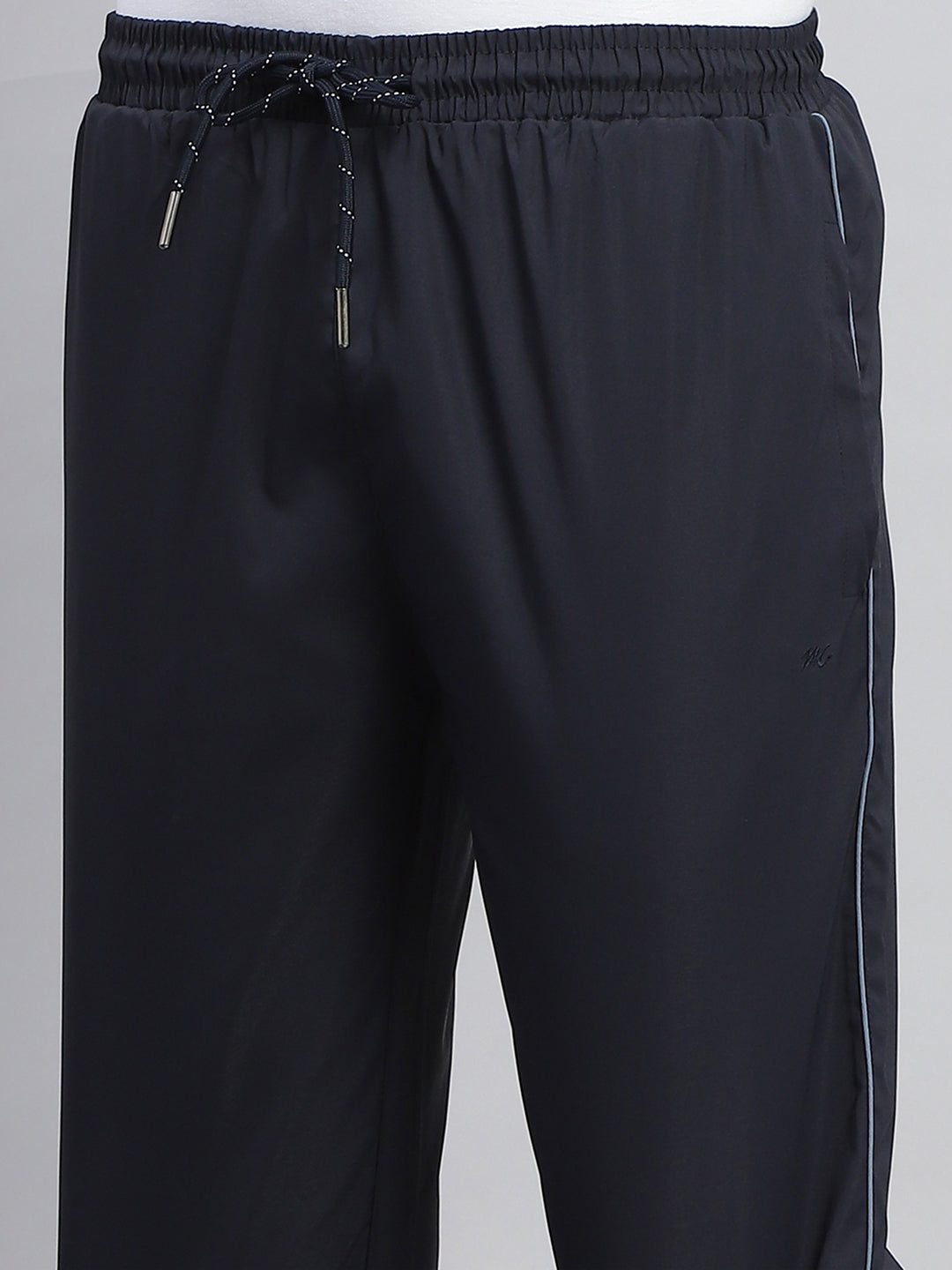 Men Navy Blue Solid Hooded Full Sleeve Winter Tracksuit