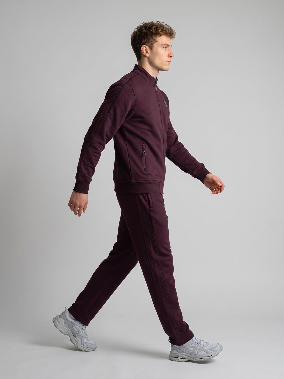 Men Maroon Solid Mandarin Collar Full Sleeve Winter Tracksuit