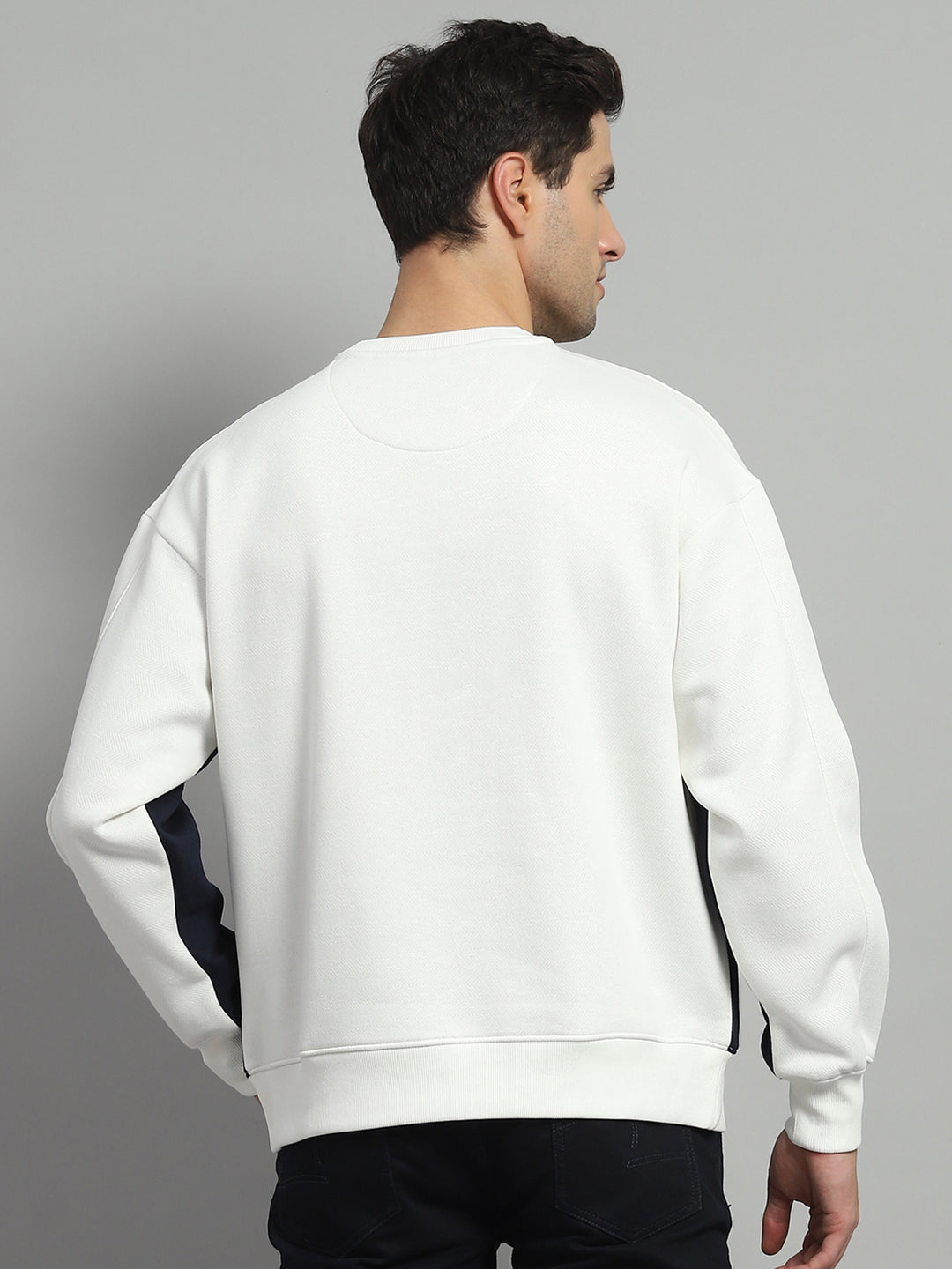 Men White Printed Round Neck Full Sleeve Sweatshirt