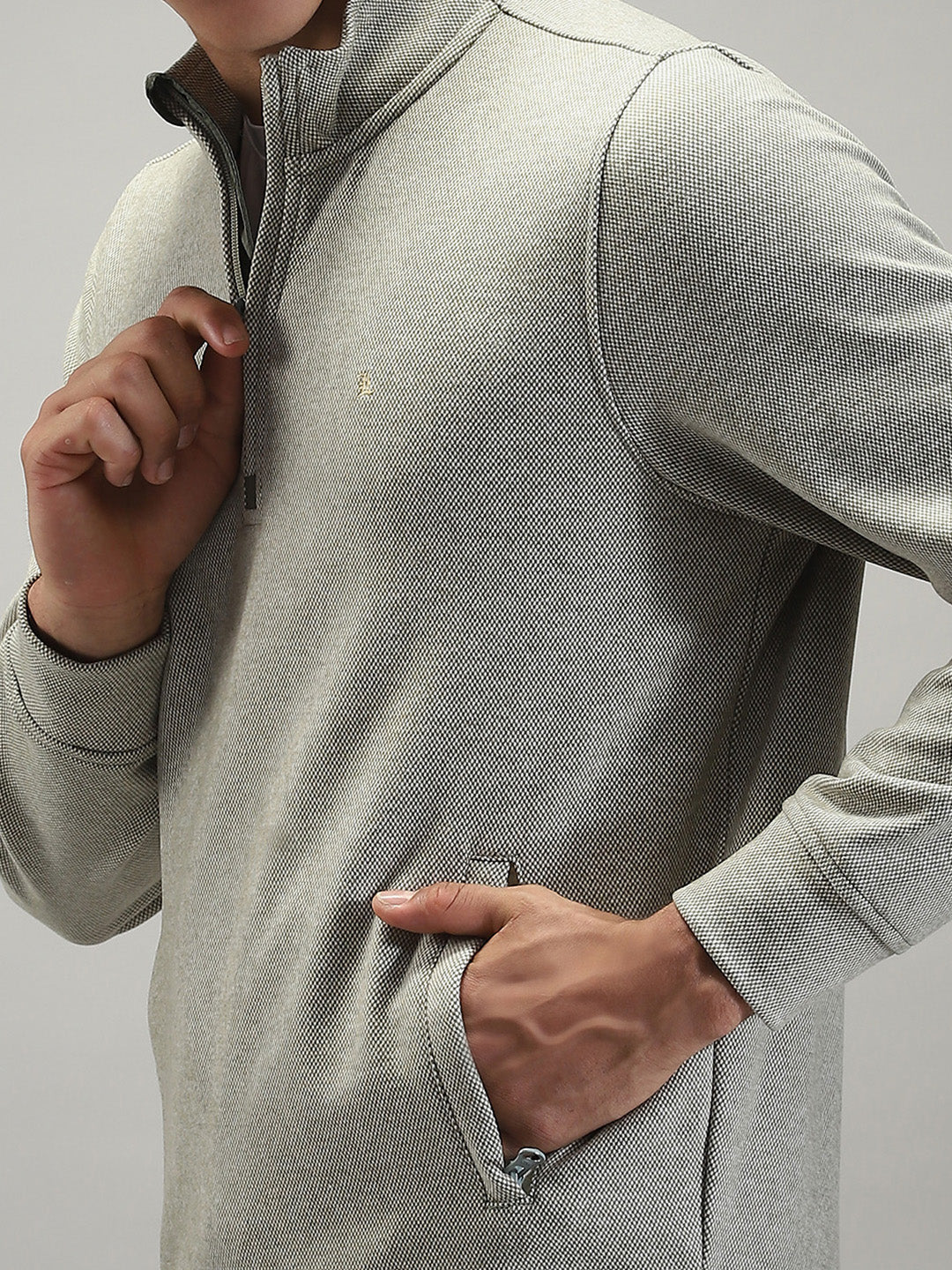 Men Grey Self Design Mock Neck Full Sleeve Winter Tracksuit