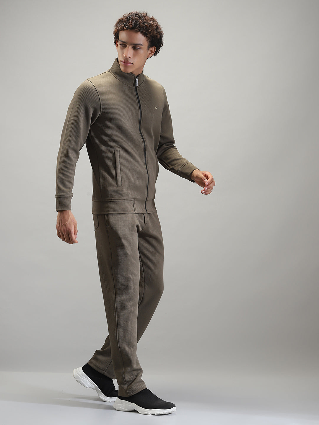Men Olive Solid Mock Neck Full Sleeve Winter Tracksuit