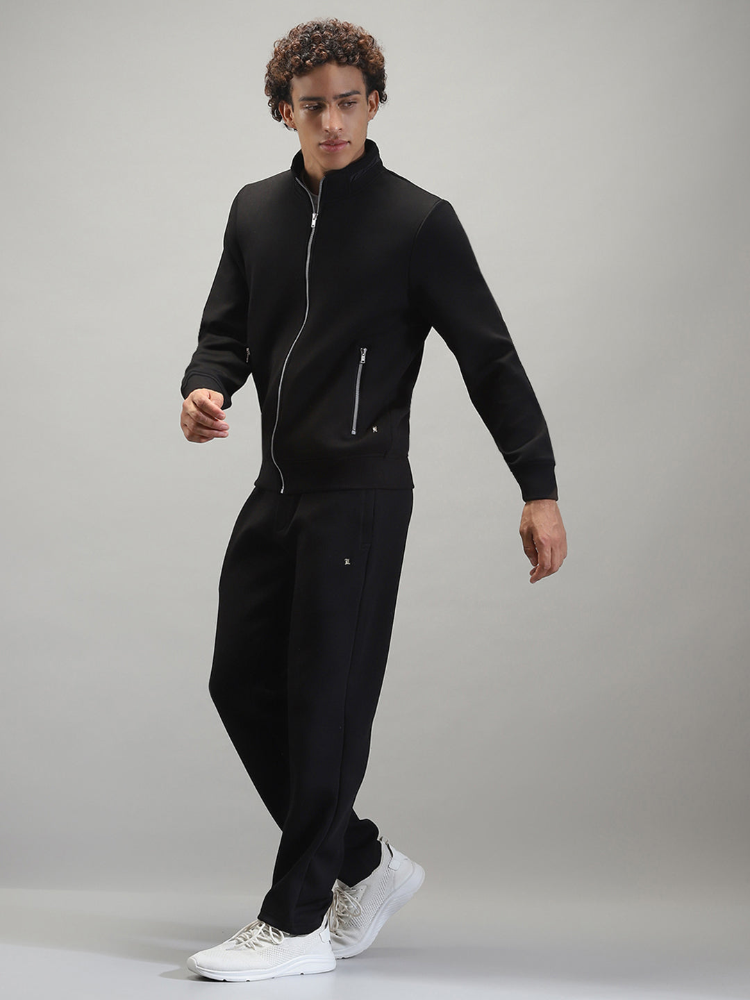 Men Black Solid Mock Neck Full Sleeve Winter Tracksuit