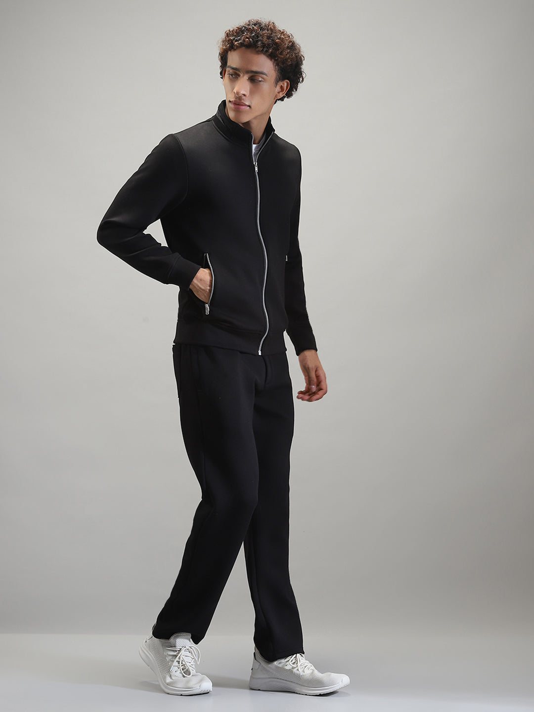 Men Black Solid Mock Neck Full Sleeve Winter Tracksuit