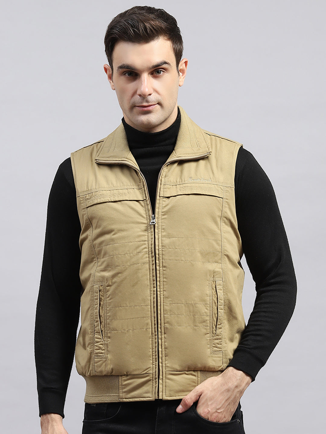 Men Khaki Solid Collar Sleeveless Jacket