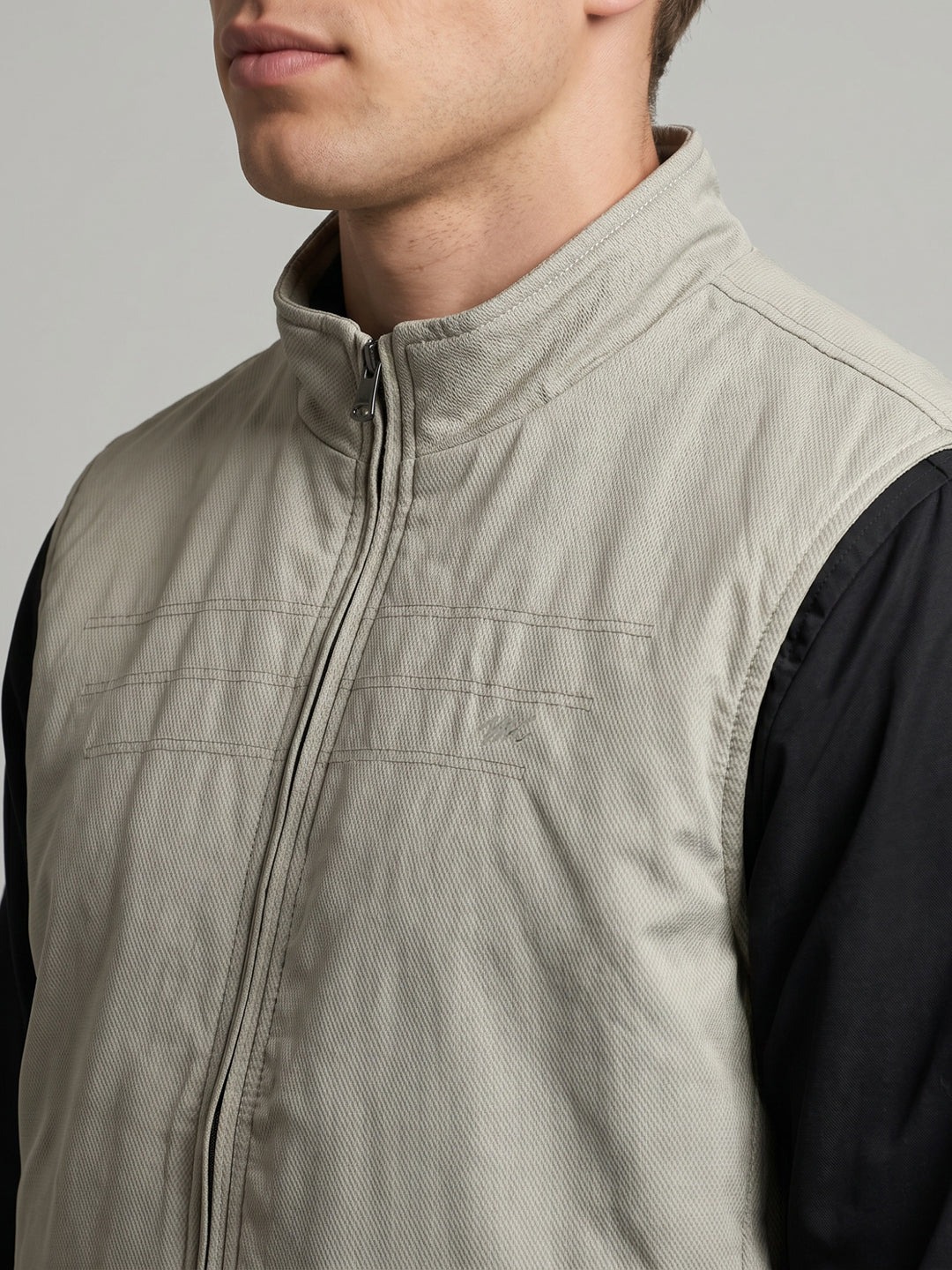 Men Grey Solid Turtle Neck Sleeveless Bomber Jacket