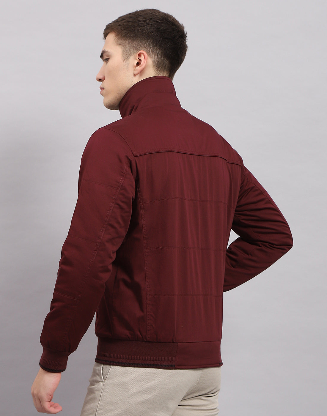Men Maroon Solid Collar Full Sleeve Jacket