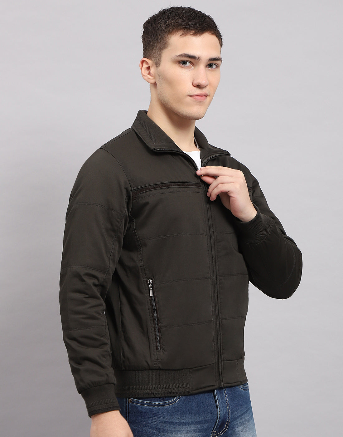 Men Olive Solid Collar Full Sleeve Jacket