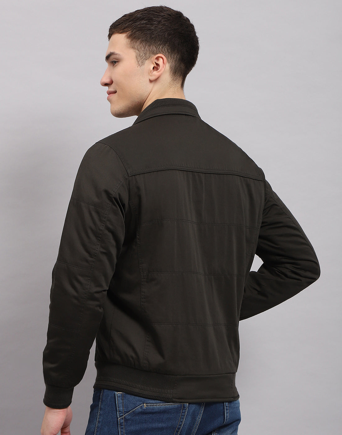 Men Olive Solid Collar Full Sleeve Jacket