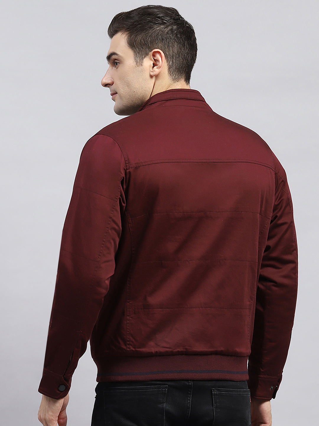 Men Maroon Solid Mock Neck Full Sleeve Jacket