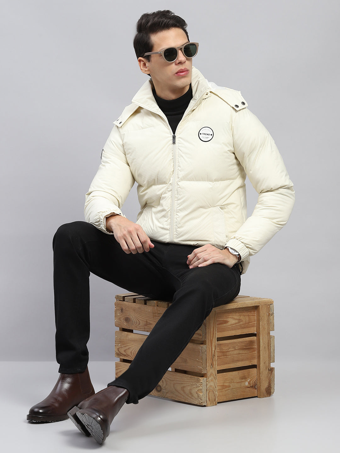 Men Cream Solid Detachable Hood Full Sleeve Jacket