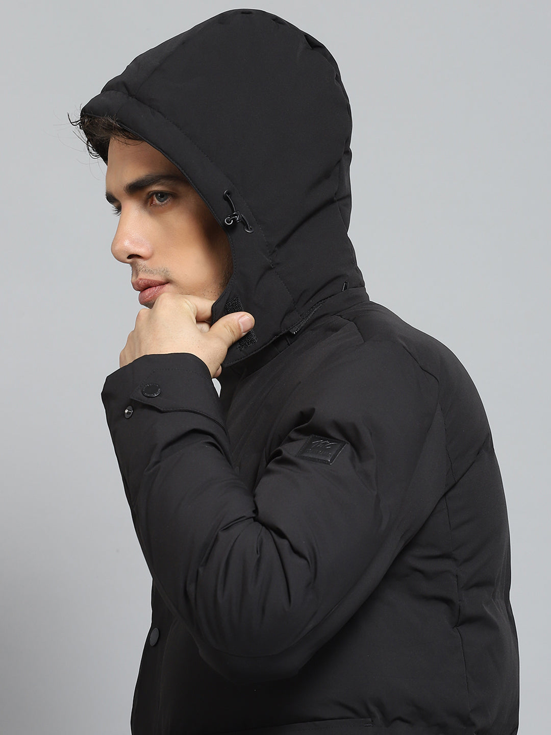 Men Black Solid Detachable Hood Full Sleeve Jacket