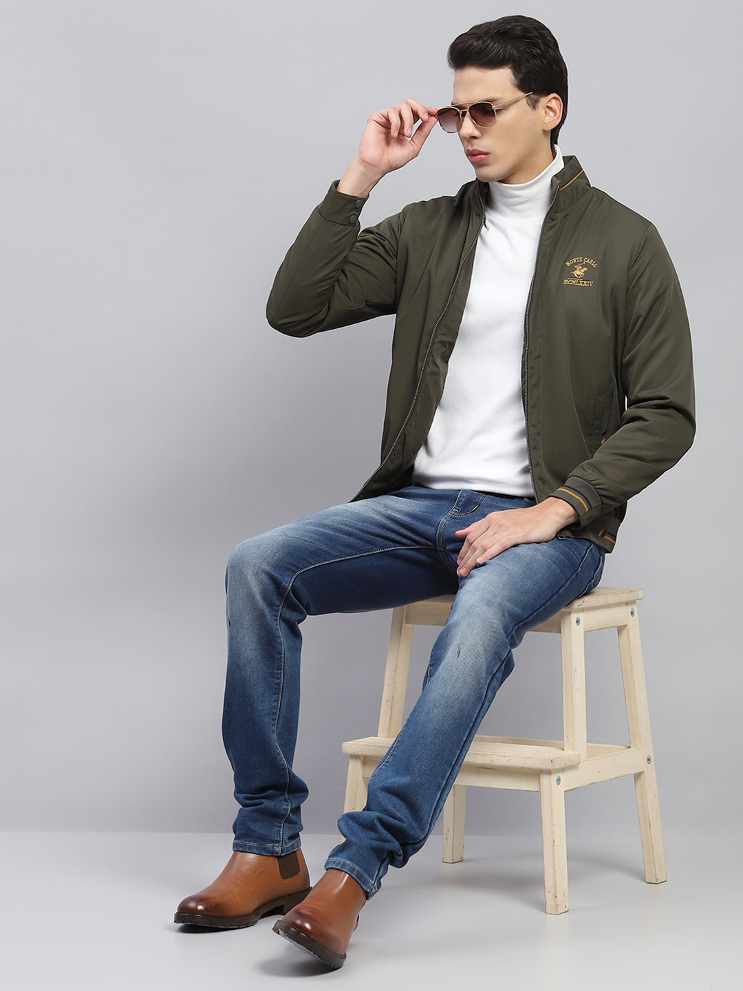 Men Olive Solid Mock Neck Full Sleeve Jacket