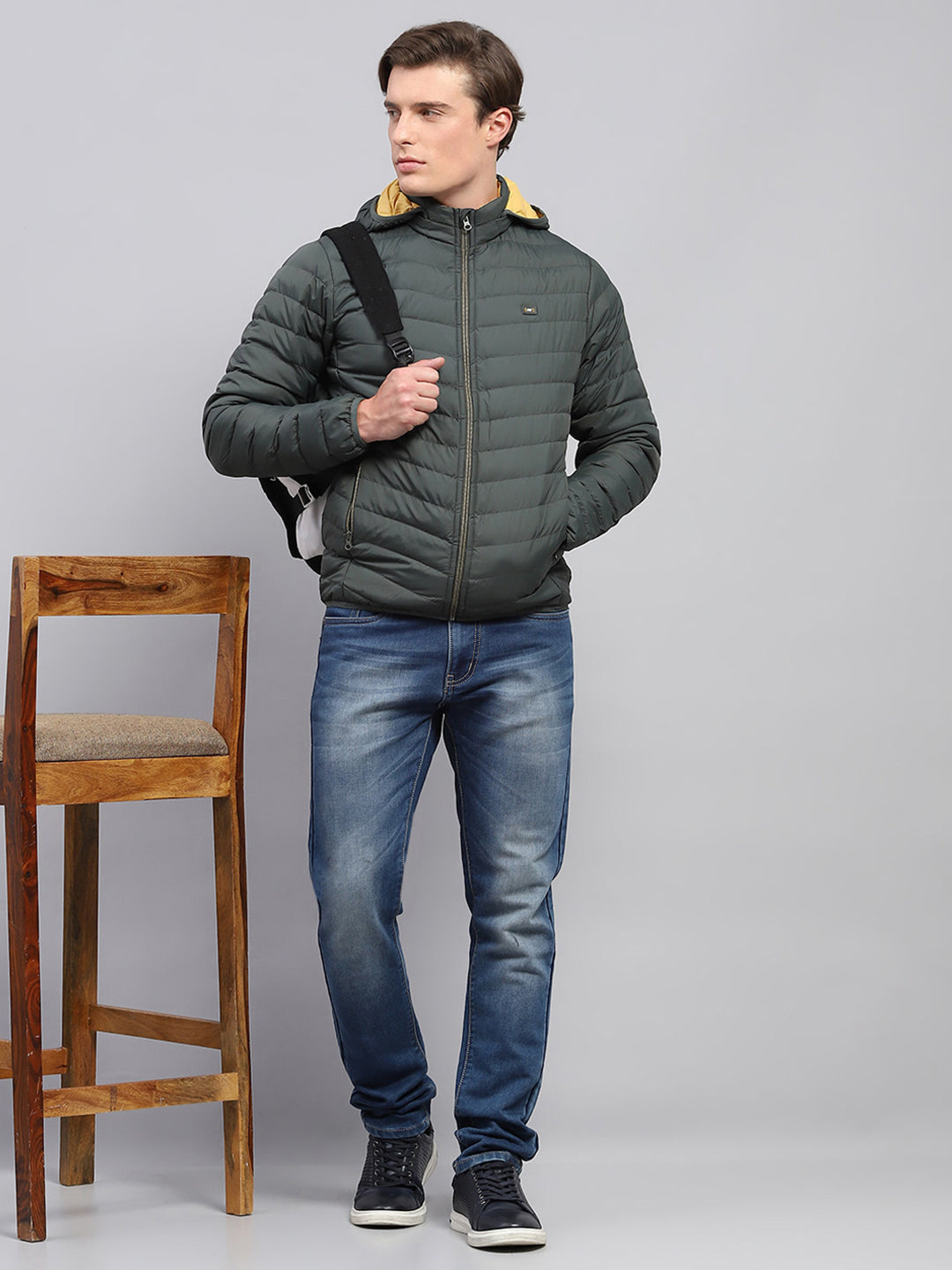 Men Olive Solid Detachable Hood Full Sleeve Jacket