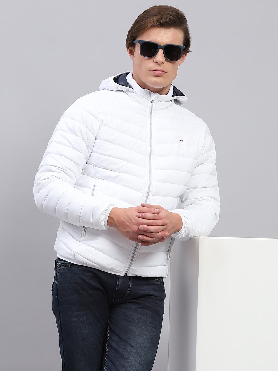Men White Solid Detachable Hood Full Sleeve Jacket