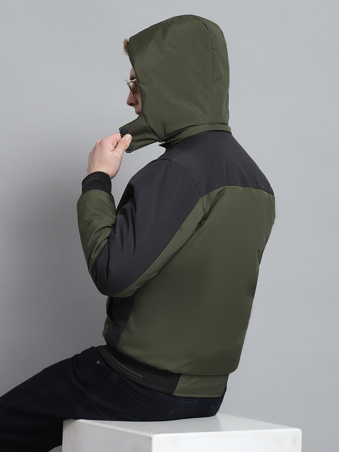 Men Olive Solid Detachable Hood Full Sleeve Jacket