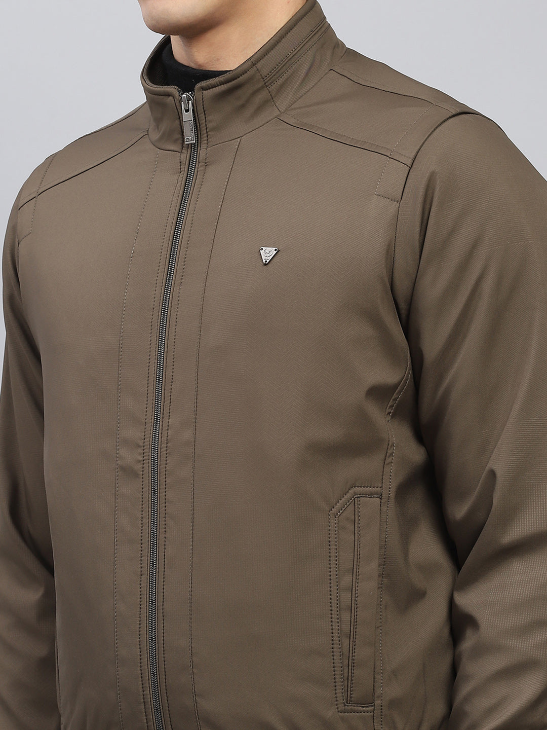 Men Olive Solid Mock Neck Full Sleeve Jacket