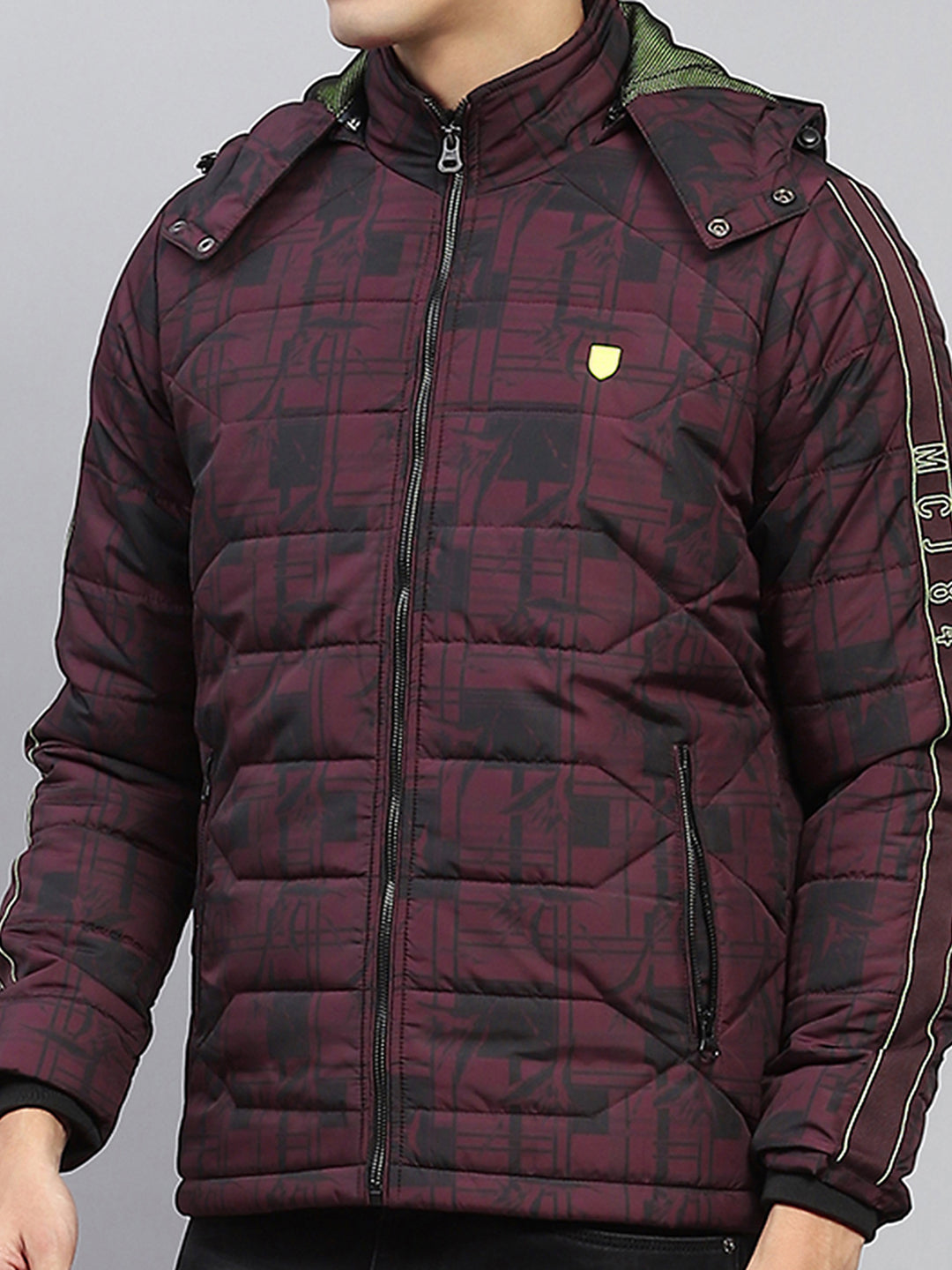 Men Maroon Printed Detachable Hood Full Sleeve Jacket