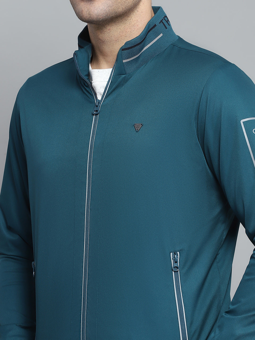 Men Teal Blue Solid Collar Full Sleeve Jacket