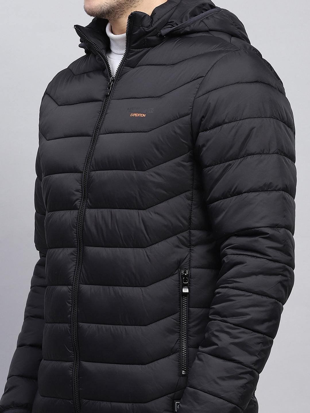 Men Black Solid Hooded Full Sleeve Heating Jacket