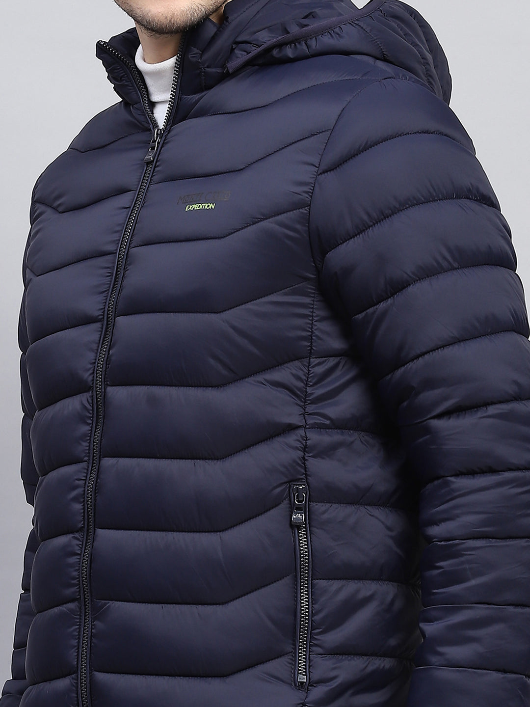 Men Navy Blue Solid Hooded Full Sleeve Heating Jacket