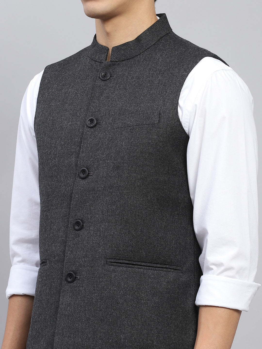 Men Charcoal Solid Mock Neck Sleeveless Jacket