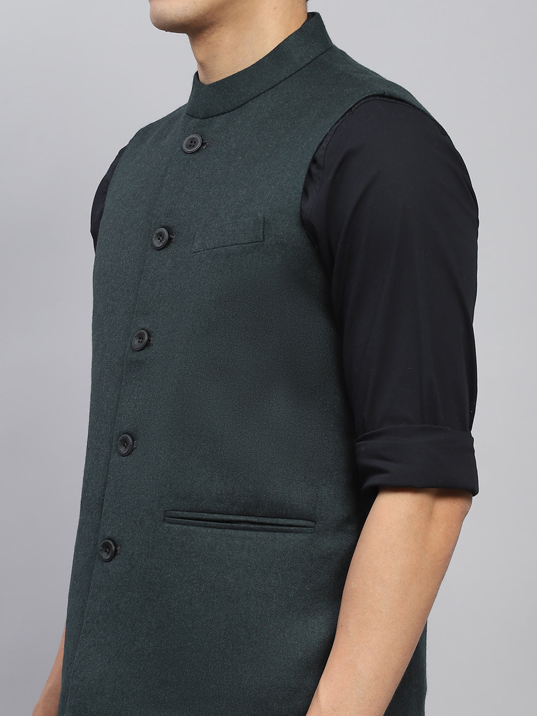 Men Green Solid Mock Neck Sleeveless Nehru Jacket