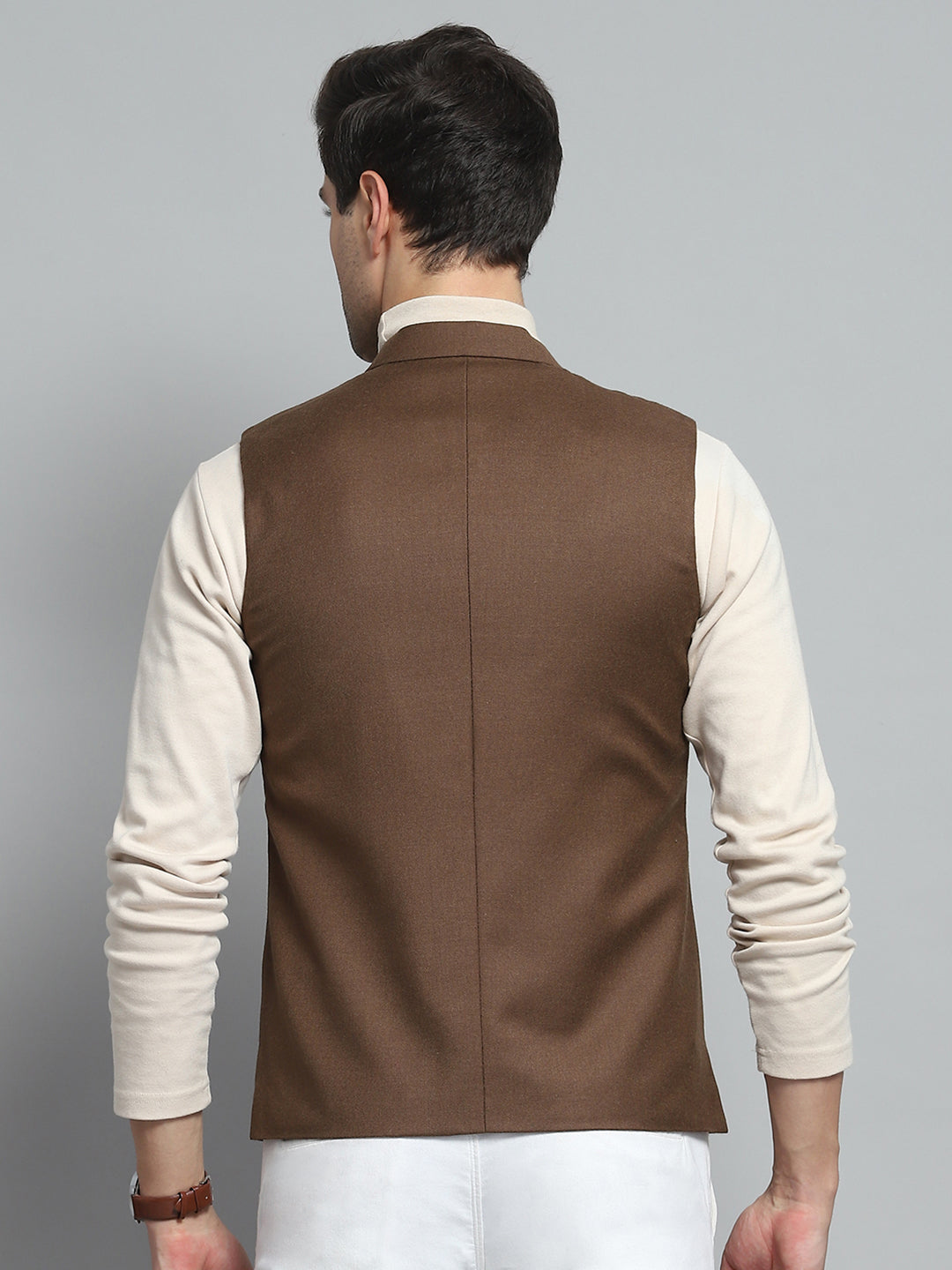 Men Brown Solid Band Collar Sleeveless Nehru Jacket
