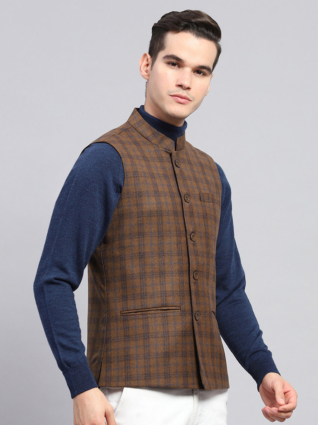 Men Brown Check Band Collar Sleeveless Jacket