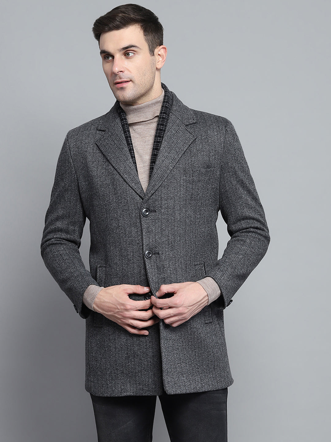 Buy Men Grey Solid Notch lapel Collar Full Sleeve Coat Online in
