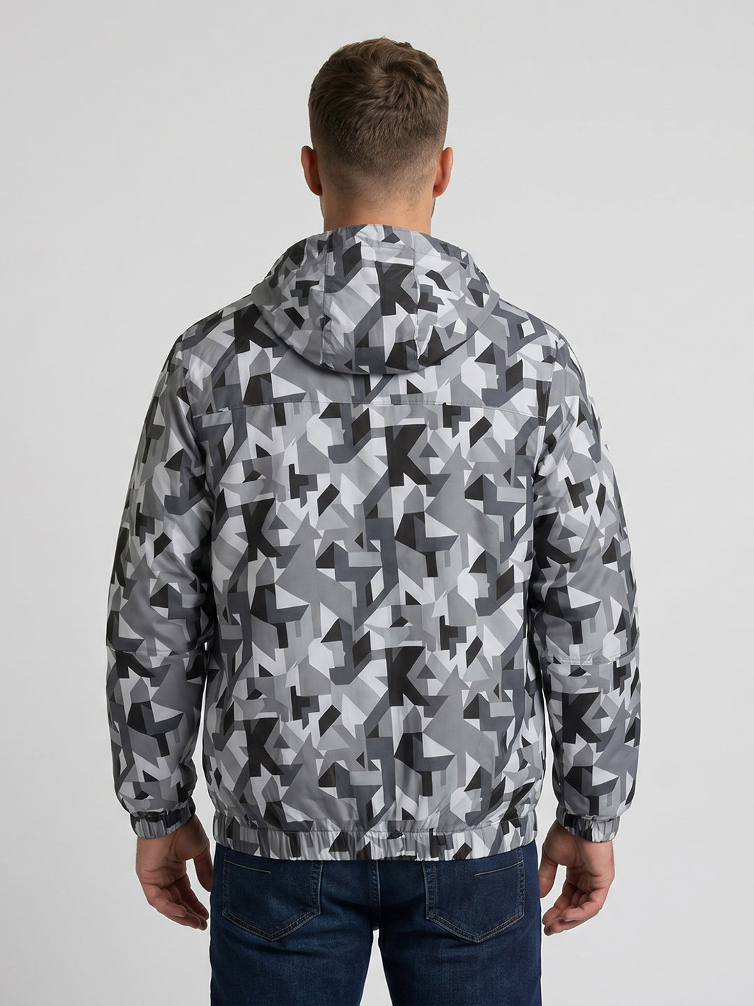Men Grey Geometric Block Detachable Hood Full Sleeve Jacket