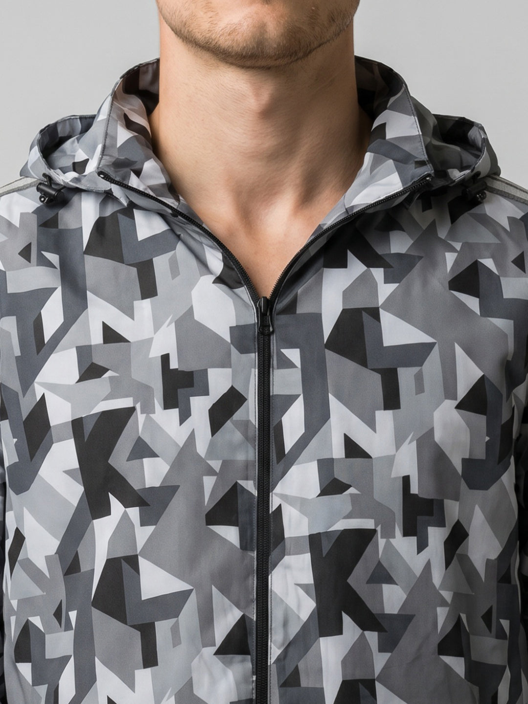 Men Grey Geometric Block Detachable Hood Full Sleeve Jacket