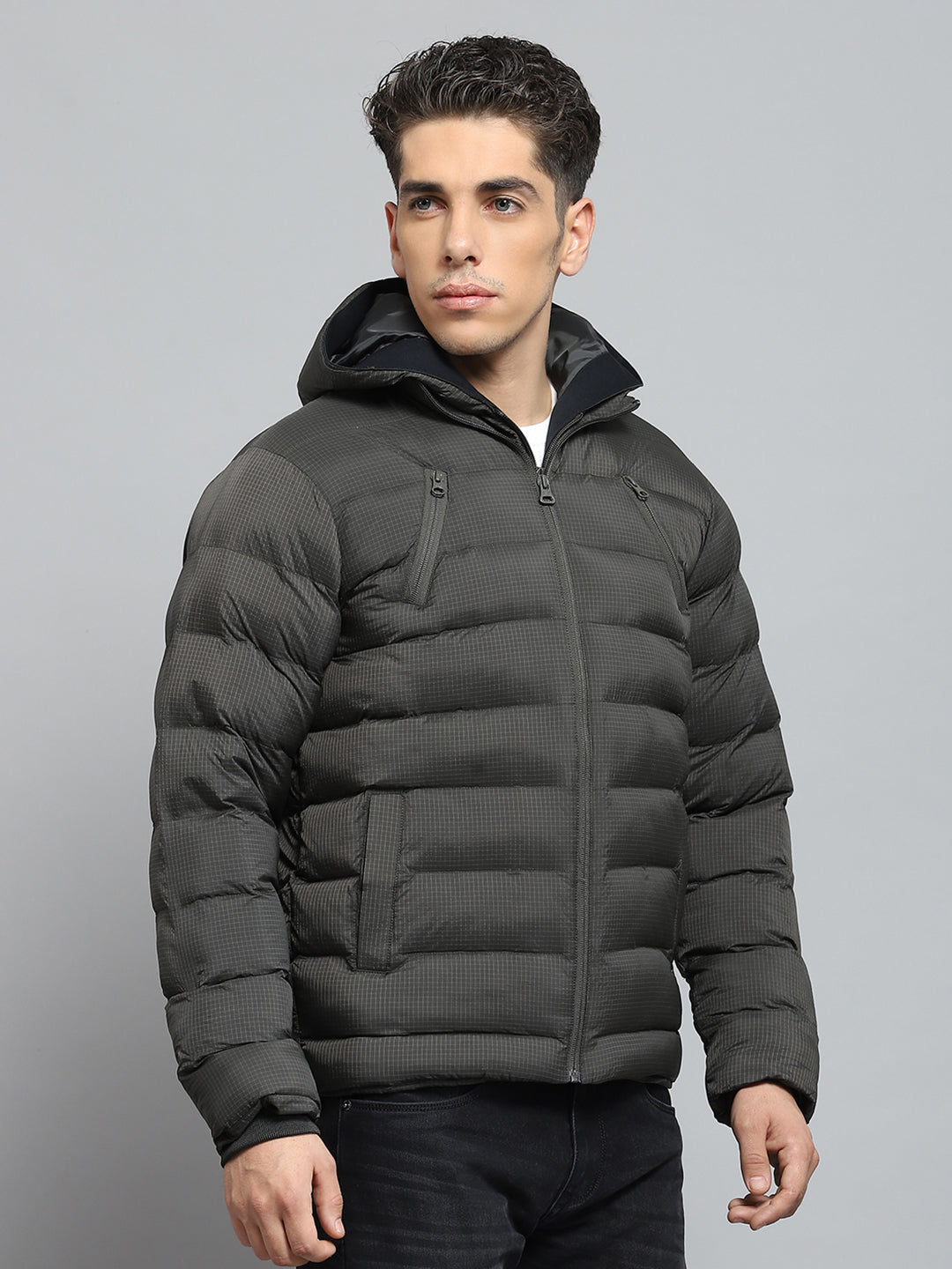 Men Olive Solid Hooded Full Sleeve Jacket