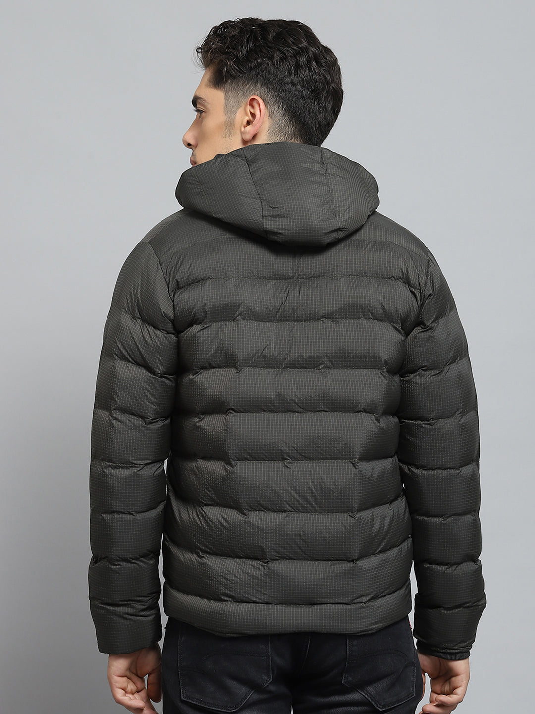 Men Olive Solid Hooded Full Sleeve Jacket