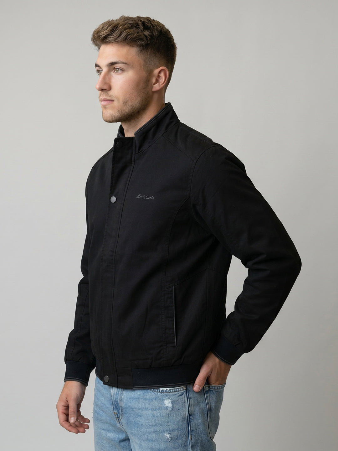 Men Black Solid Collar Full Sleeve Bomber Jacket