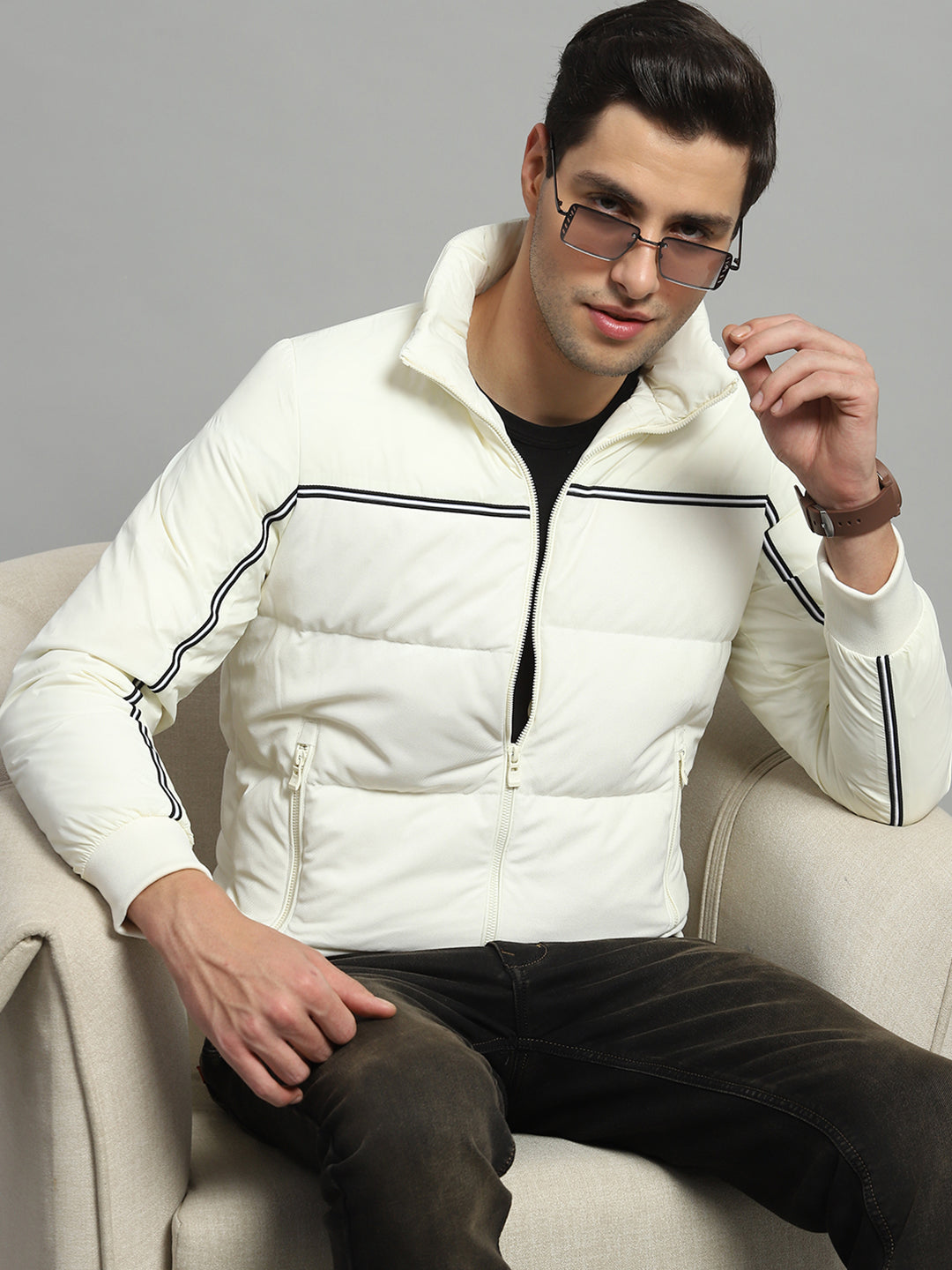 Luxuria Men Off White Solid Detachable Hood Full Sleeve Jacket